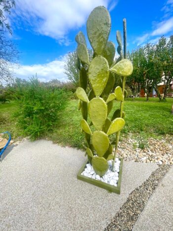 Sculpture métal cactus